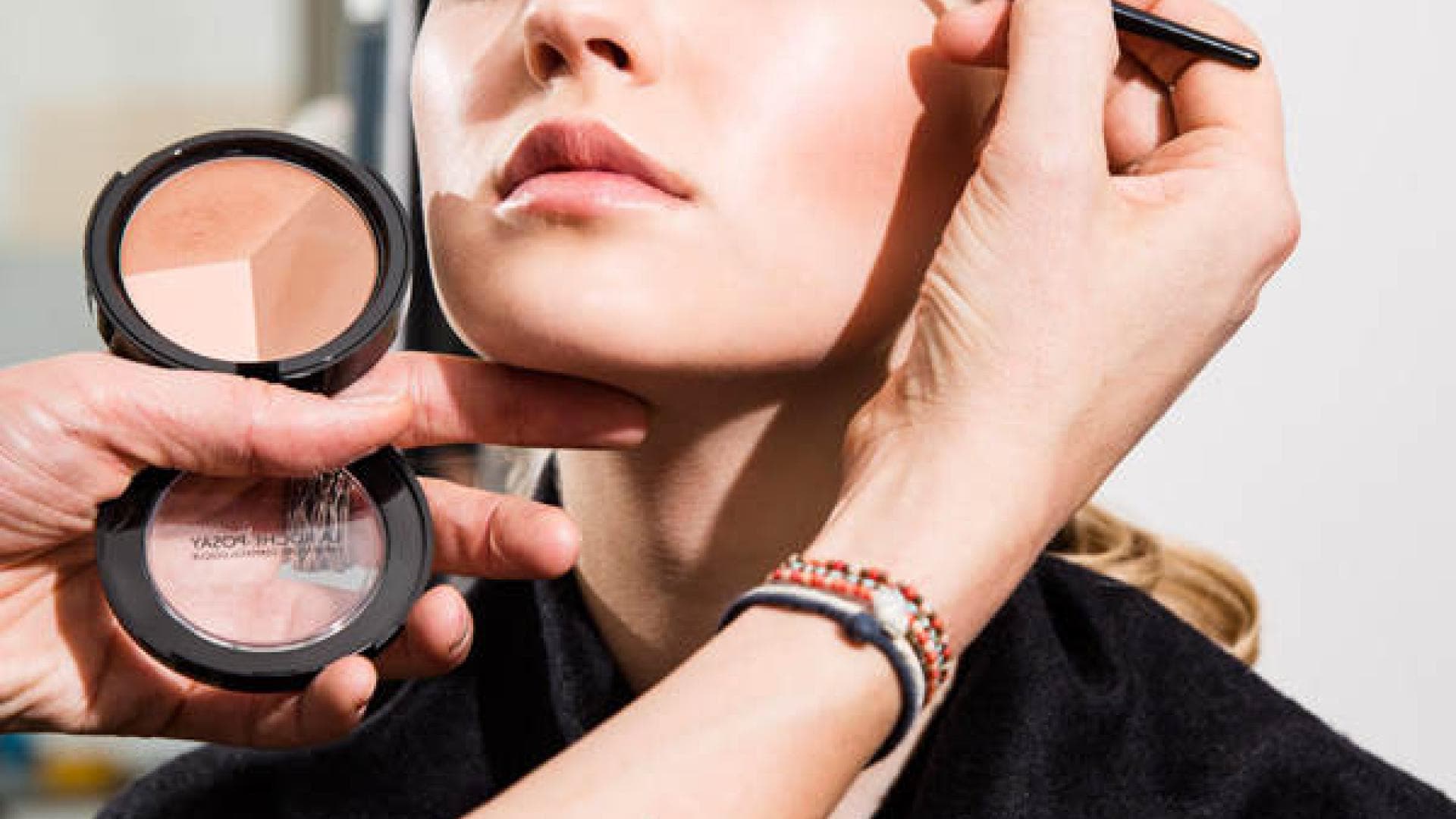 Nude Make Up Augen In Szene Setzen