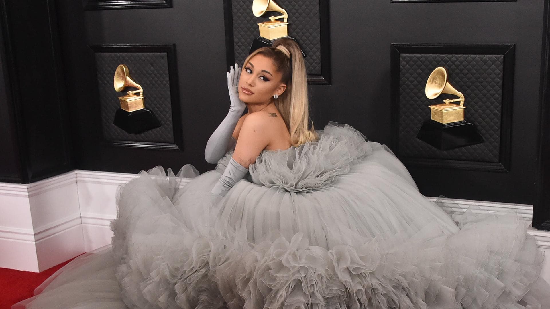 Ariana Grande bei den Grammys 2020