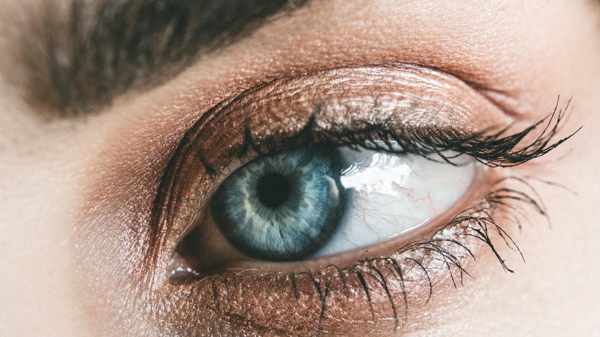 blaue Augen Mascara
