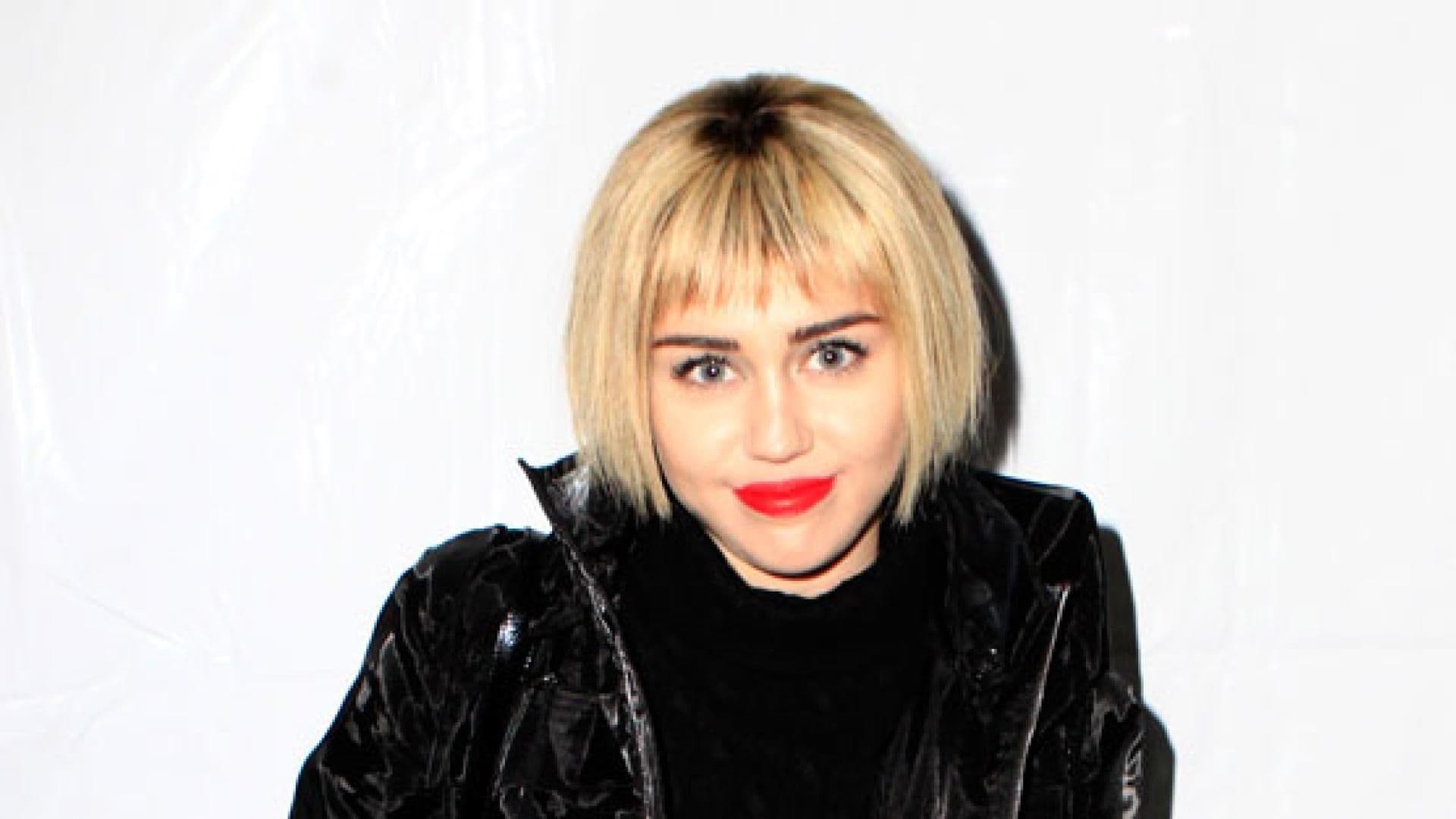 miley-blond-557-1894214.jpg