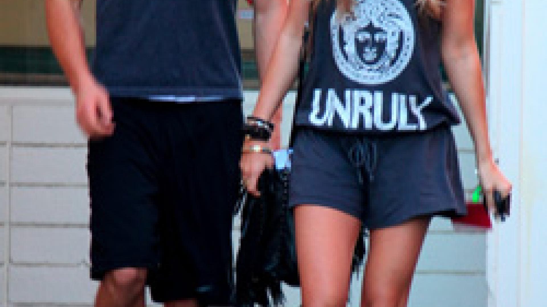 zac-efron-und-vanessa-hudgens-immer-noch-happy-250x400-bild-1-592361.jpg