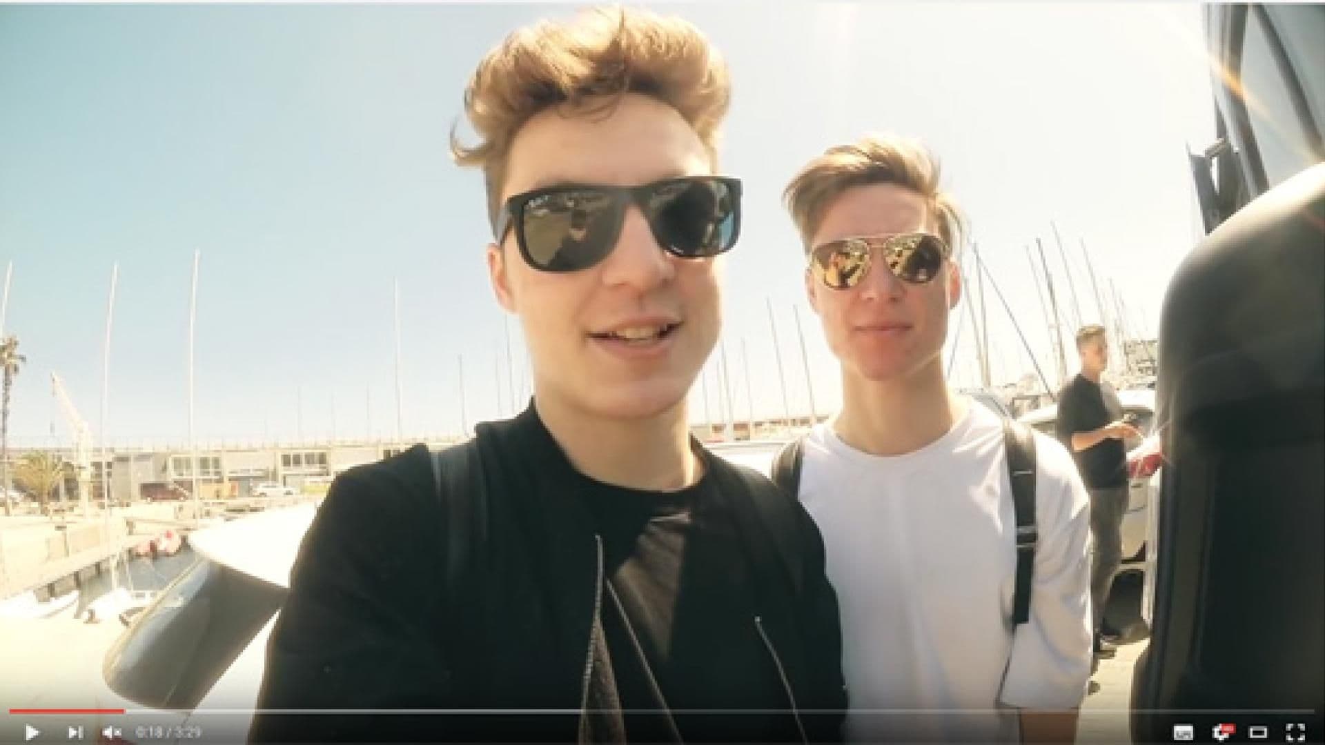 lochis-youtube-2122664.jpg
