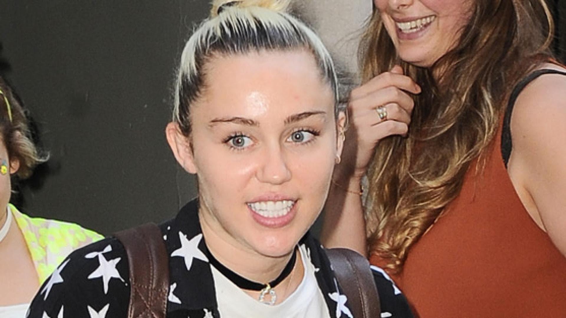 miley-nie-wieder-roter-teppich-557-2133243.jpg