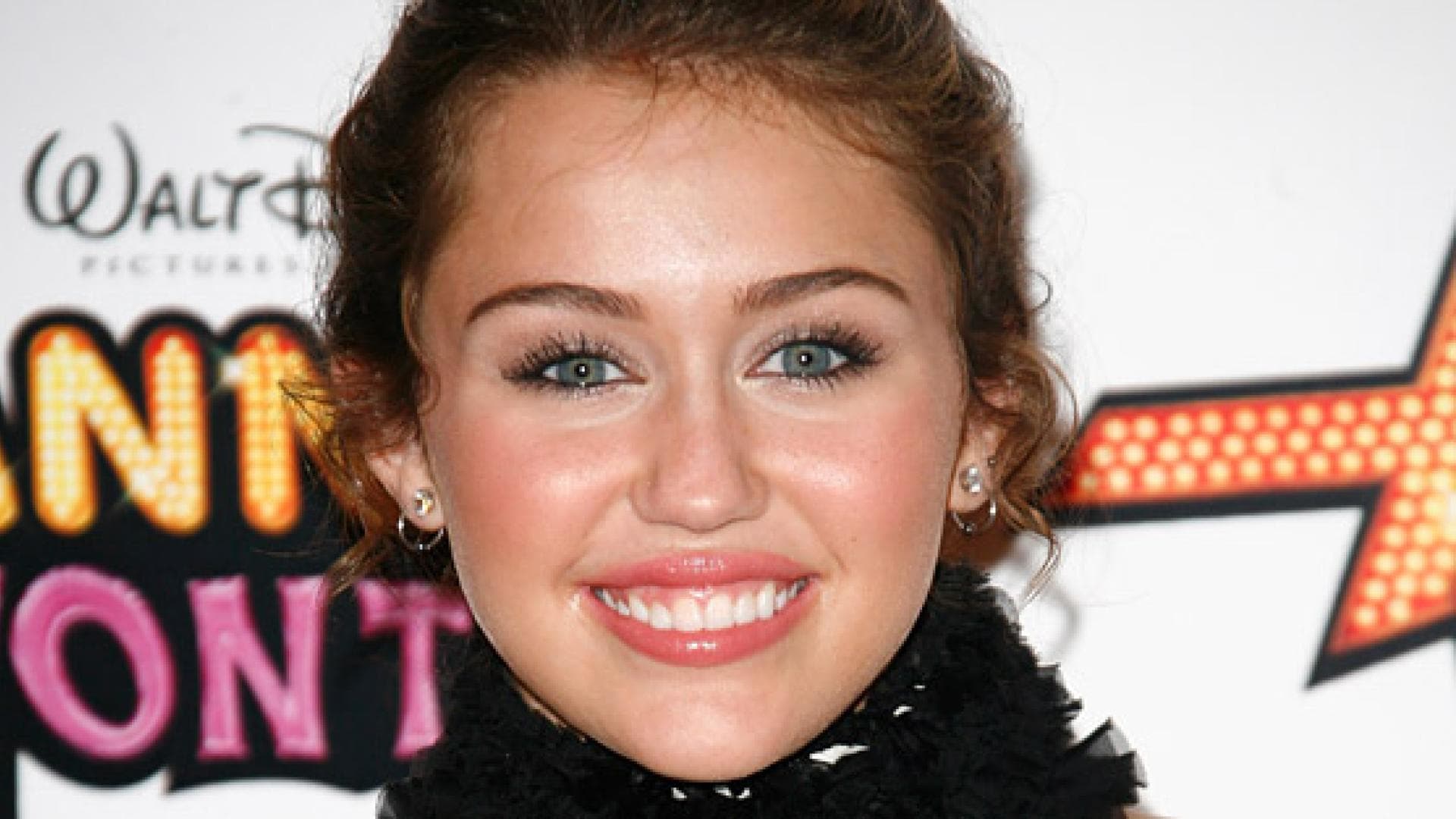 miley-cyrus-twittert-beautytipps-557x313-470760.jpg