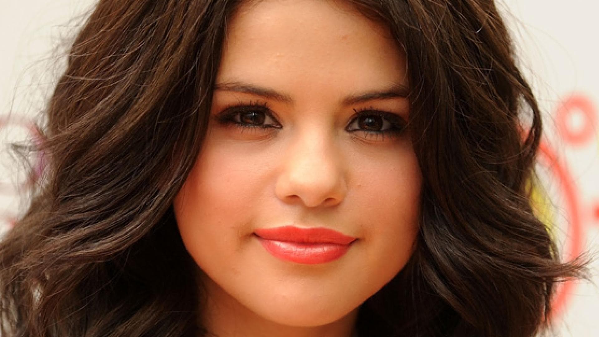 selena-gomez-getty-images-557x313-821561.jpg