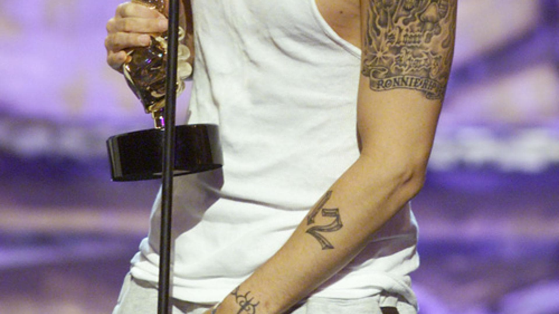 eminem-frisur-398736.jpg
