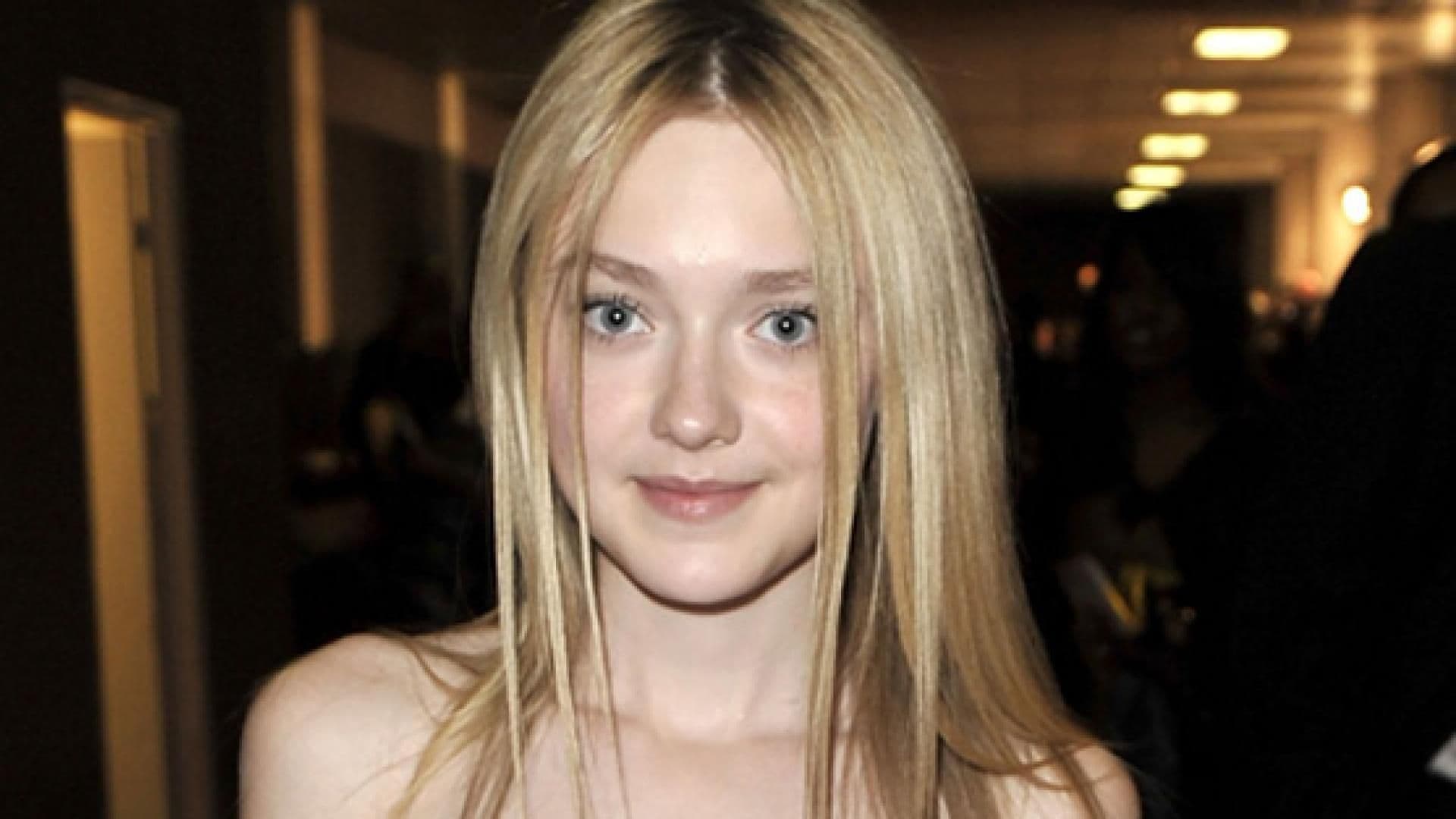 dakota-fanning-beisst-in-new-moon-zu-foto-getty-images-557x313-349148.jpg