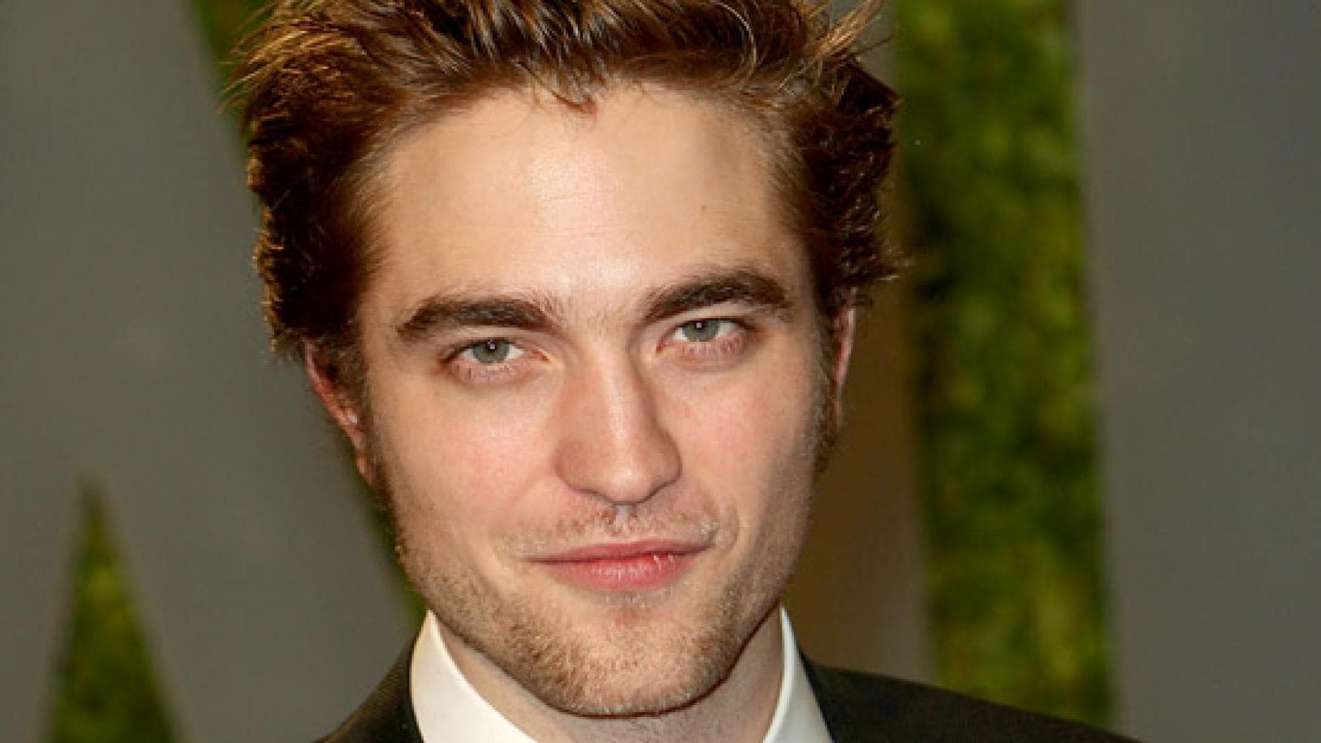 robert-pattinson-alle-infos-ueber-den-star-aus-twilight-557x313-349737.jpg