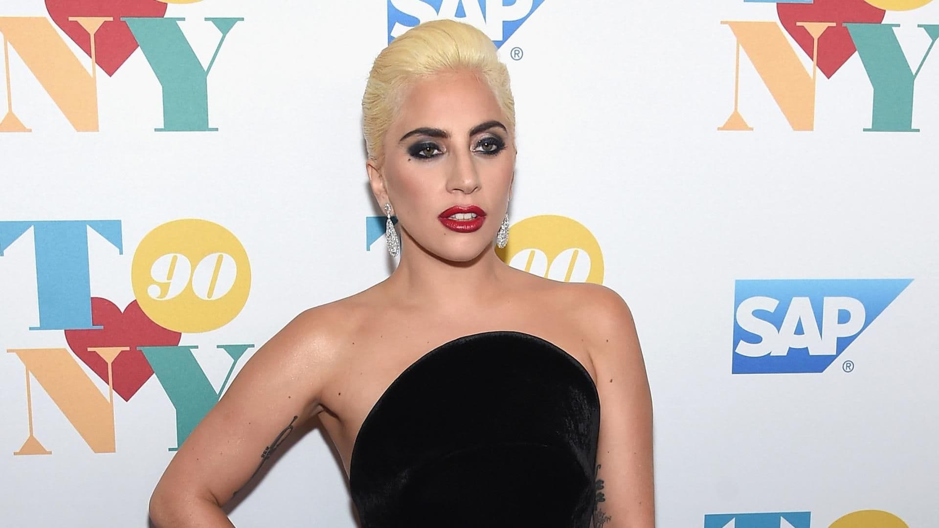 Lady Gaga Nacktvideo quer 