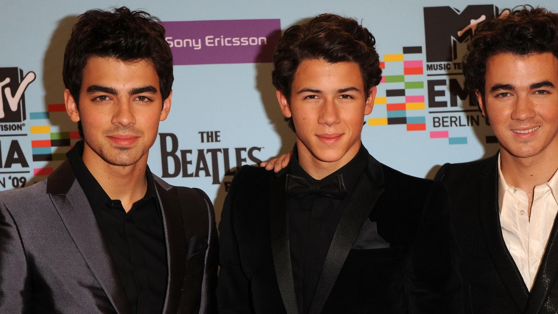Jonas Brothers räumen Teen Choice Awards ab quer 