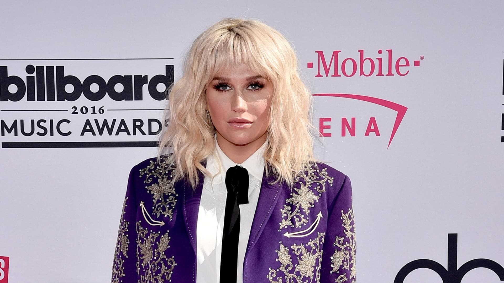 Kesha verliert den Prozess gegen ihren Manager quer