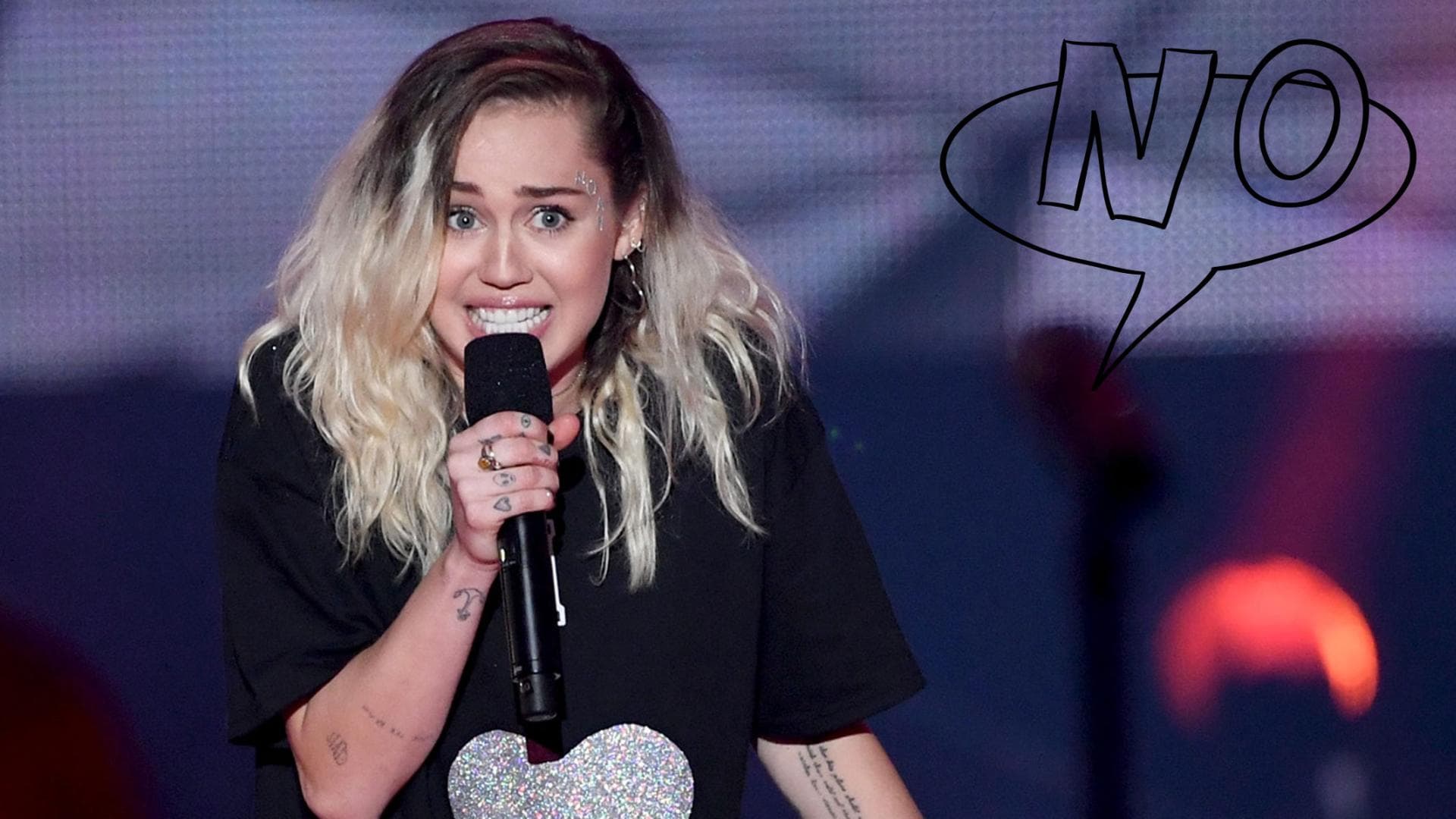 Miley Cyrus Nacktfotos quer