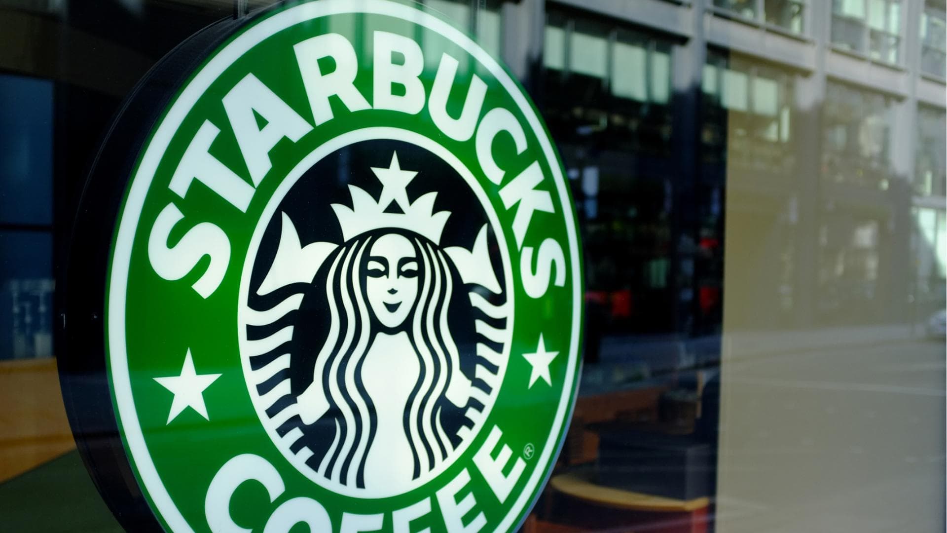 starbucks-anderer-name-quer