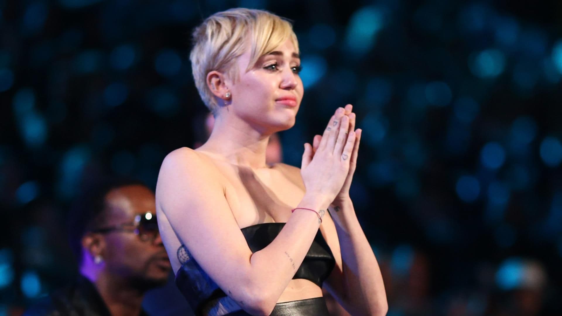 miley-cyrus-liebeskummerlied-quer