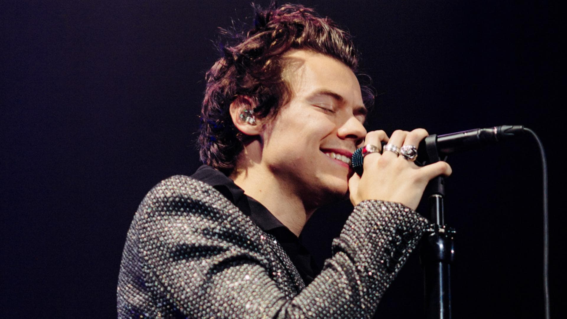 harry-styles-erektion-quer