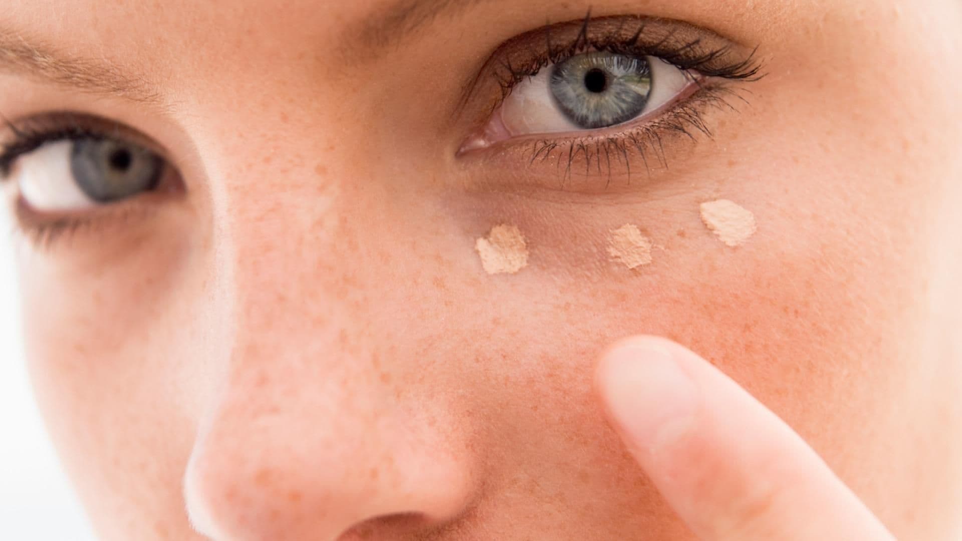 concealer-richtig-auftragen-quer