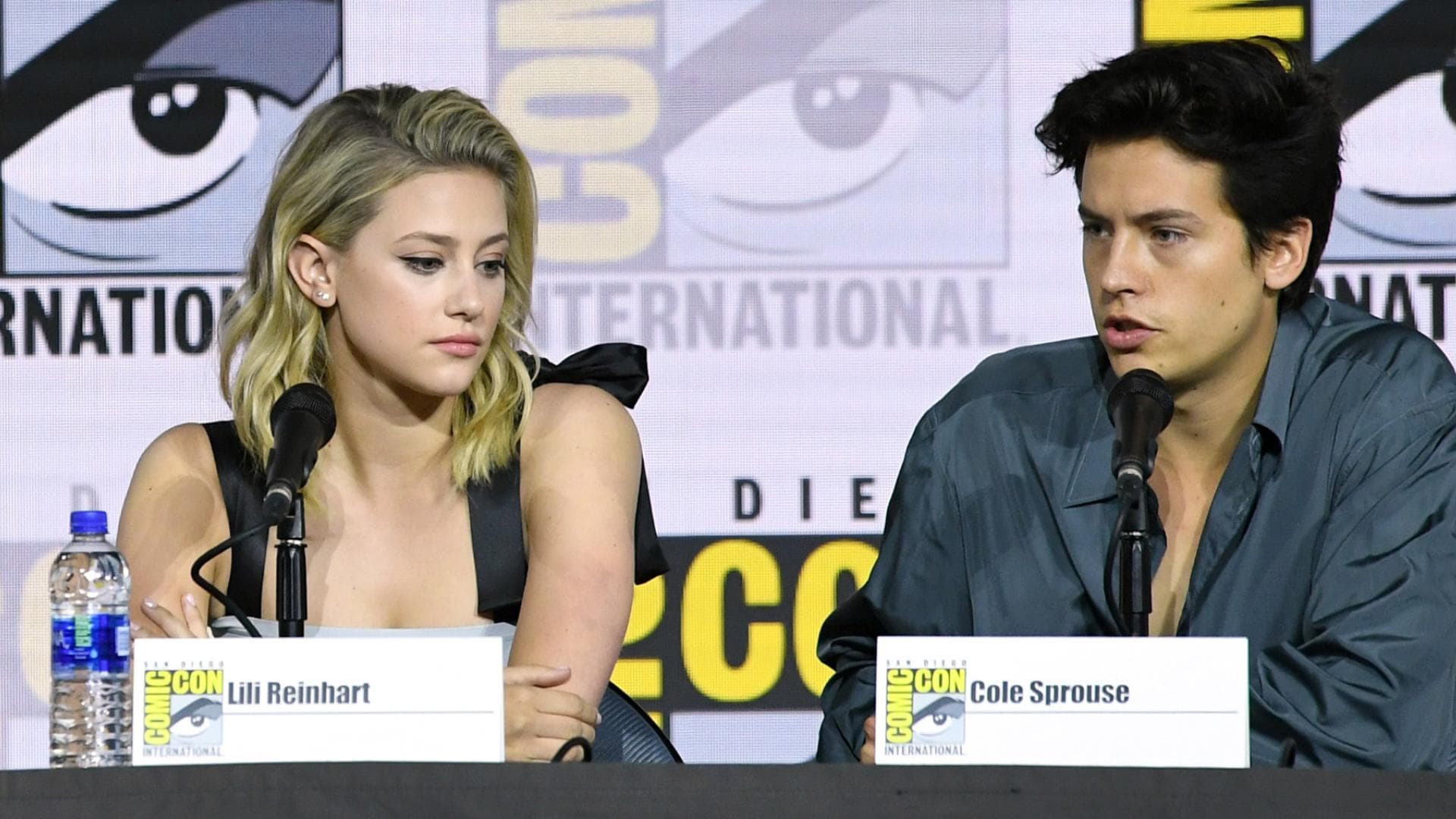 cole-sprouse-lili-reinhart-trennung-quer