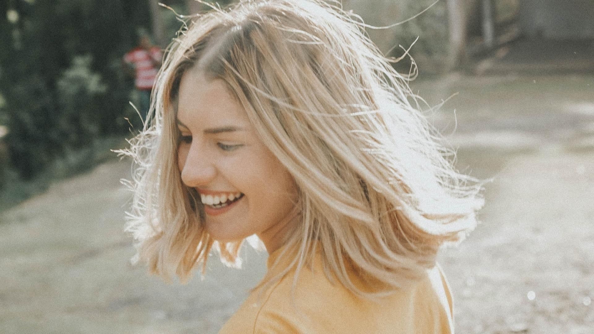 haare-natürlich-aufhellen-quer