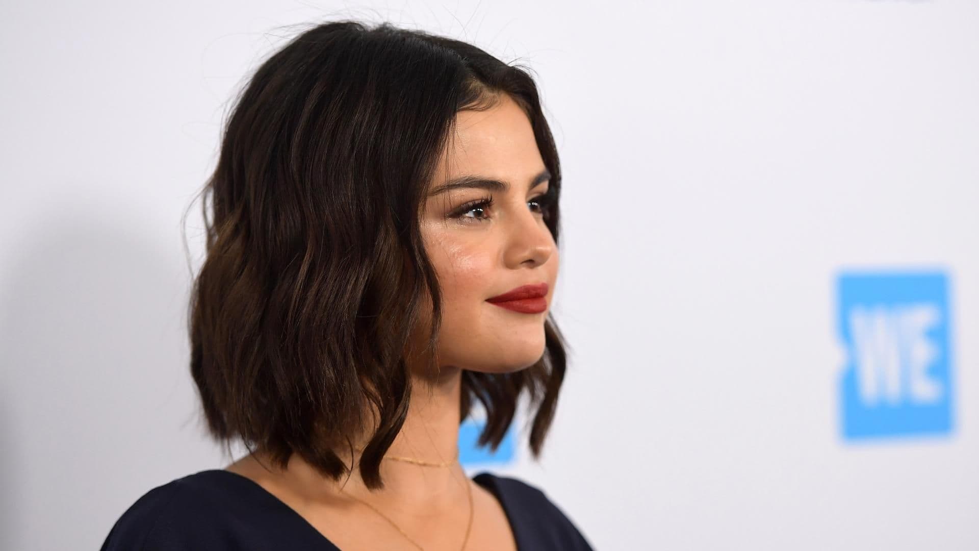 selena-gomez-sorge-quer