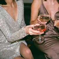 So cool kannst du eine Hose zum Abiball stylen! So cool kannst du eine Hose zum Abiball stylen!