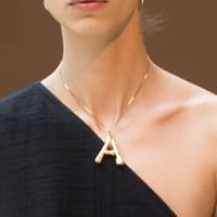 Schmuck-mit-Initilaen-Aufmacher-quer Schmuck-mit-Initilaen-Aufmacher-quer