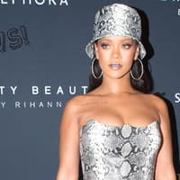 rihanna-babybombe-schwangerschaft-quer