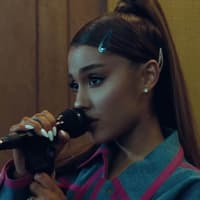 ariana-grande-neue-frisur-quer ariana-grande-neue-frisur-quer