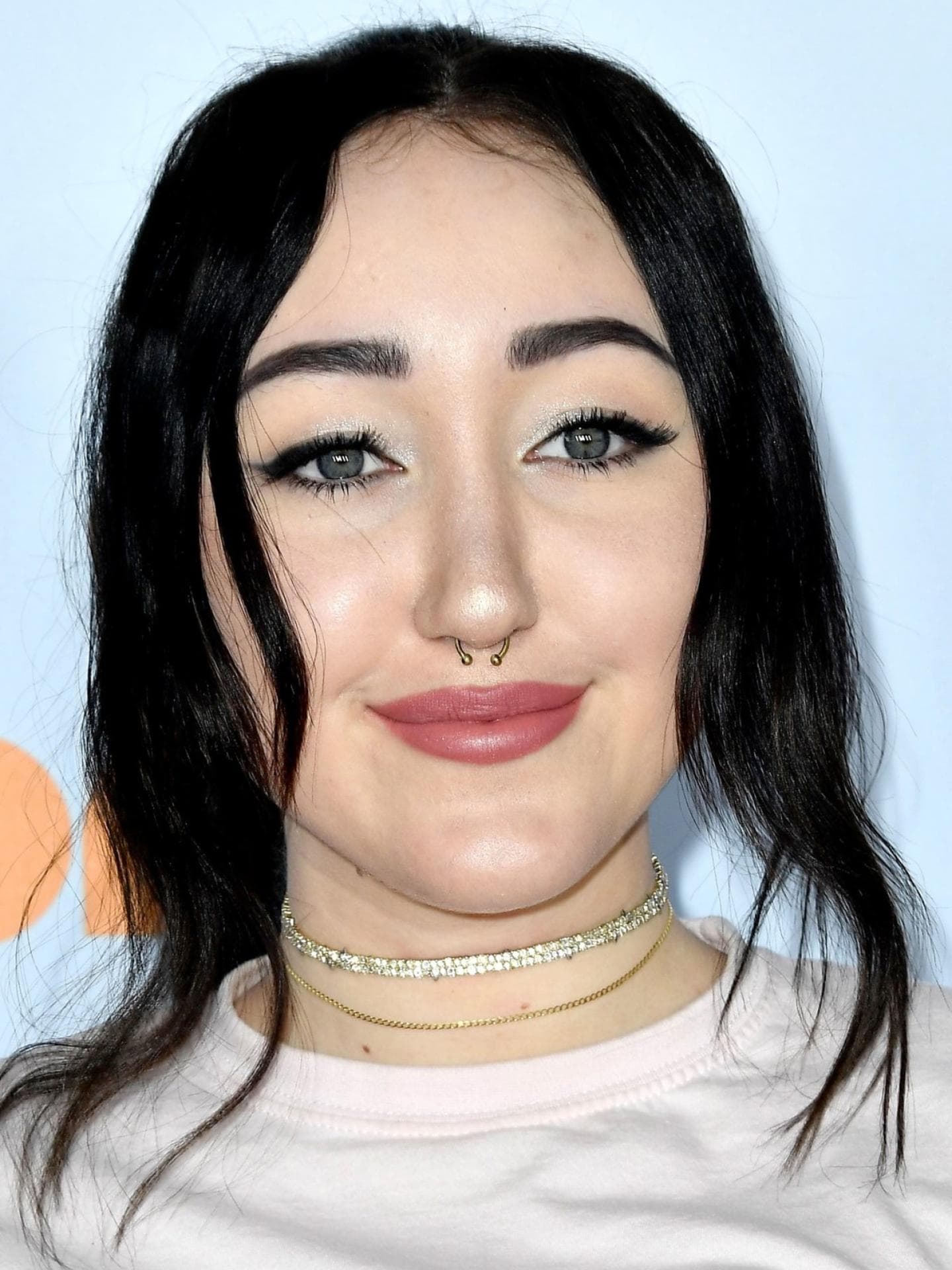 Noah Cyrus nachher