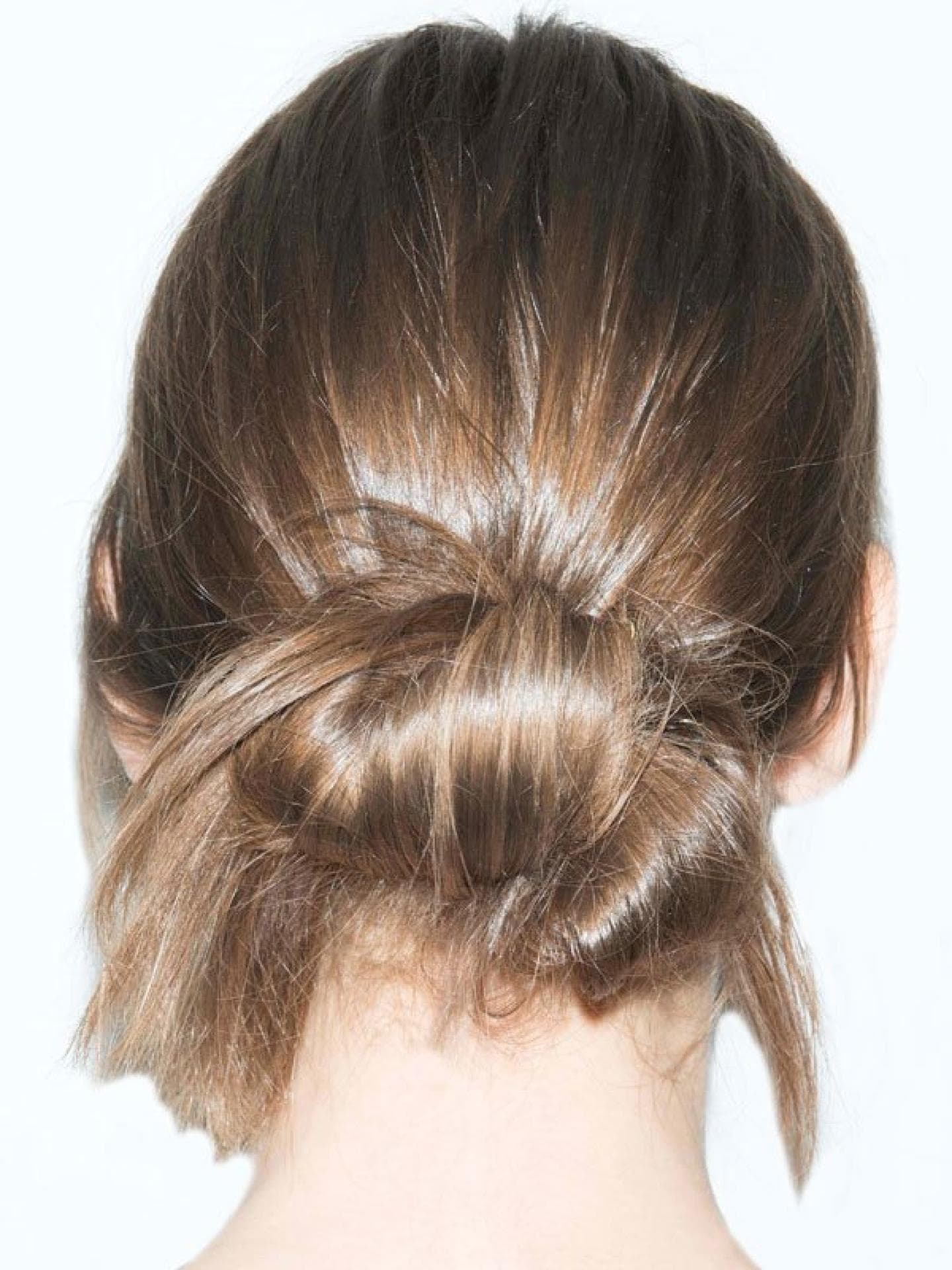 Lange Haare zusammenbinden