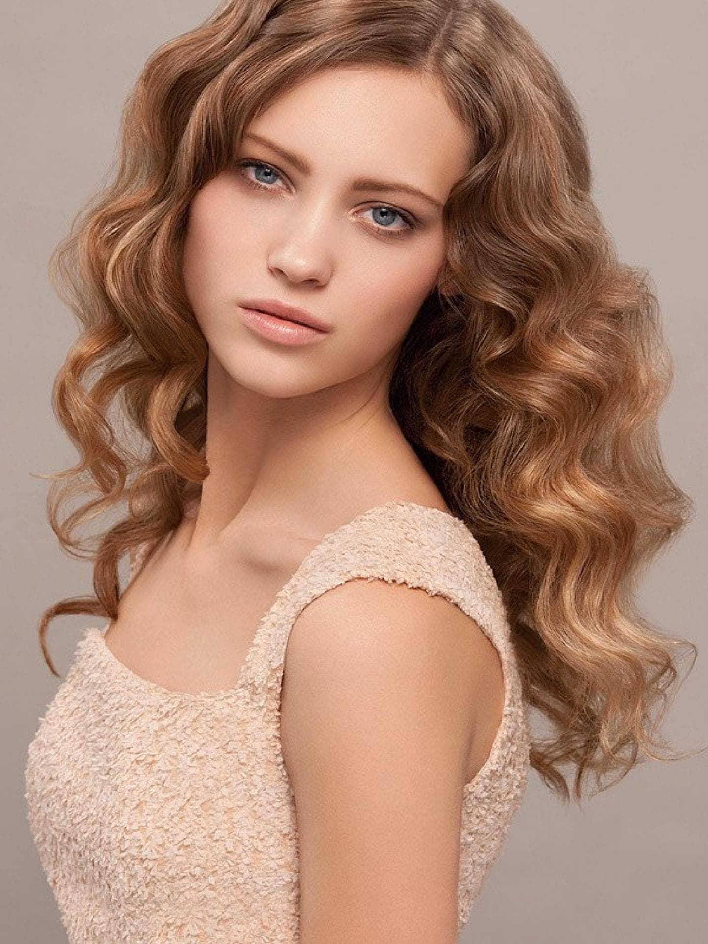 Langhaarfrisuren: Romantische Locken