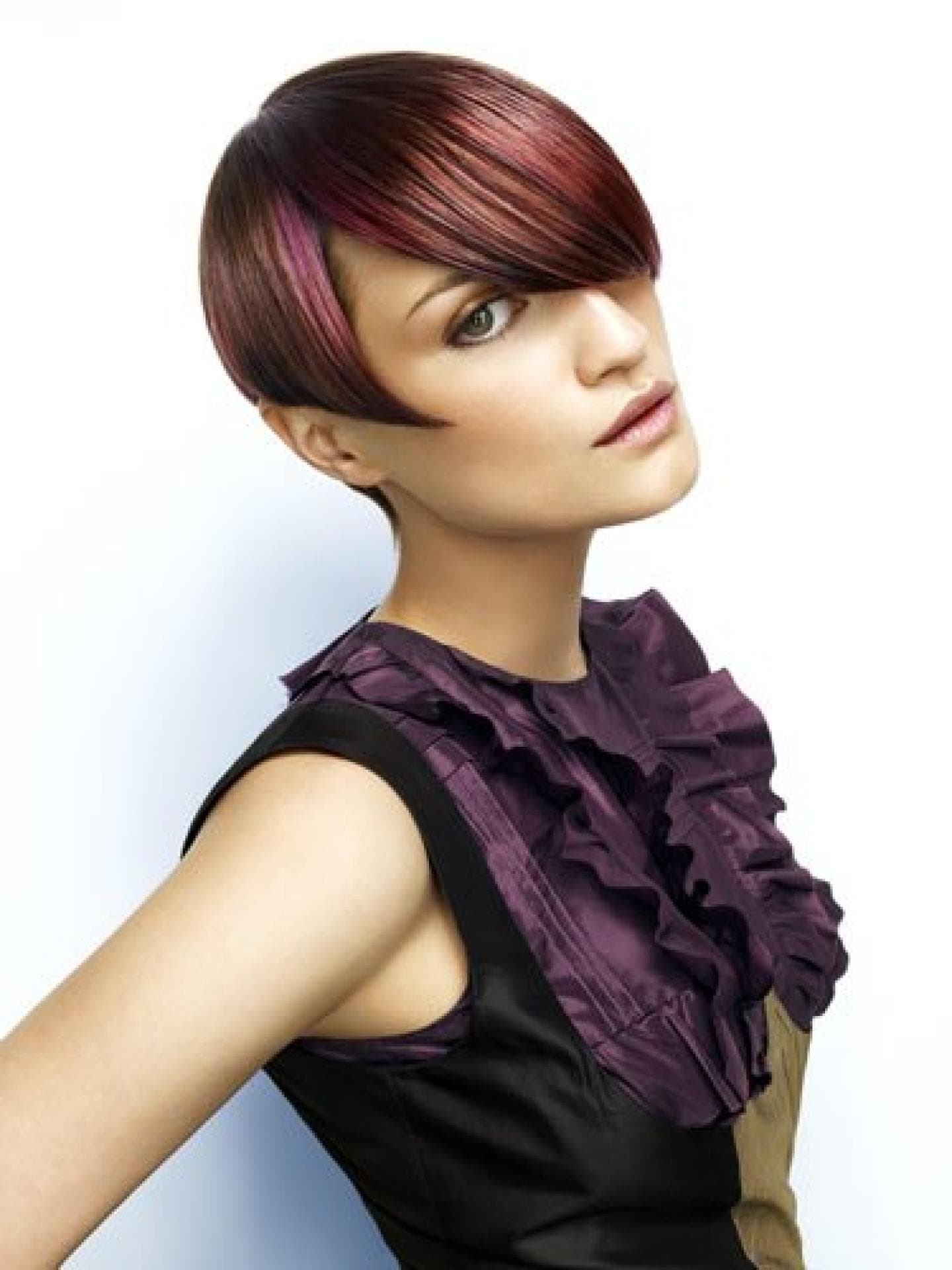 Kurzhaarfrisuren: markant und bunt