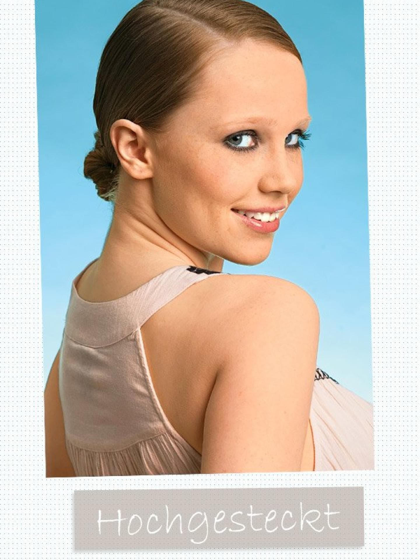 Hochsteckfrisuren selber machen: Ballerina-Dutt