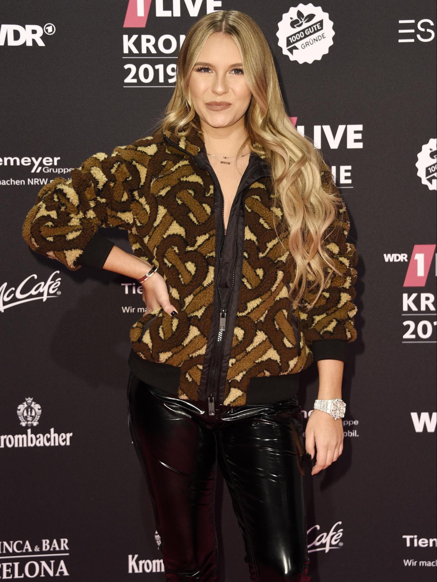 Dagi Bee