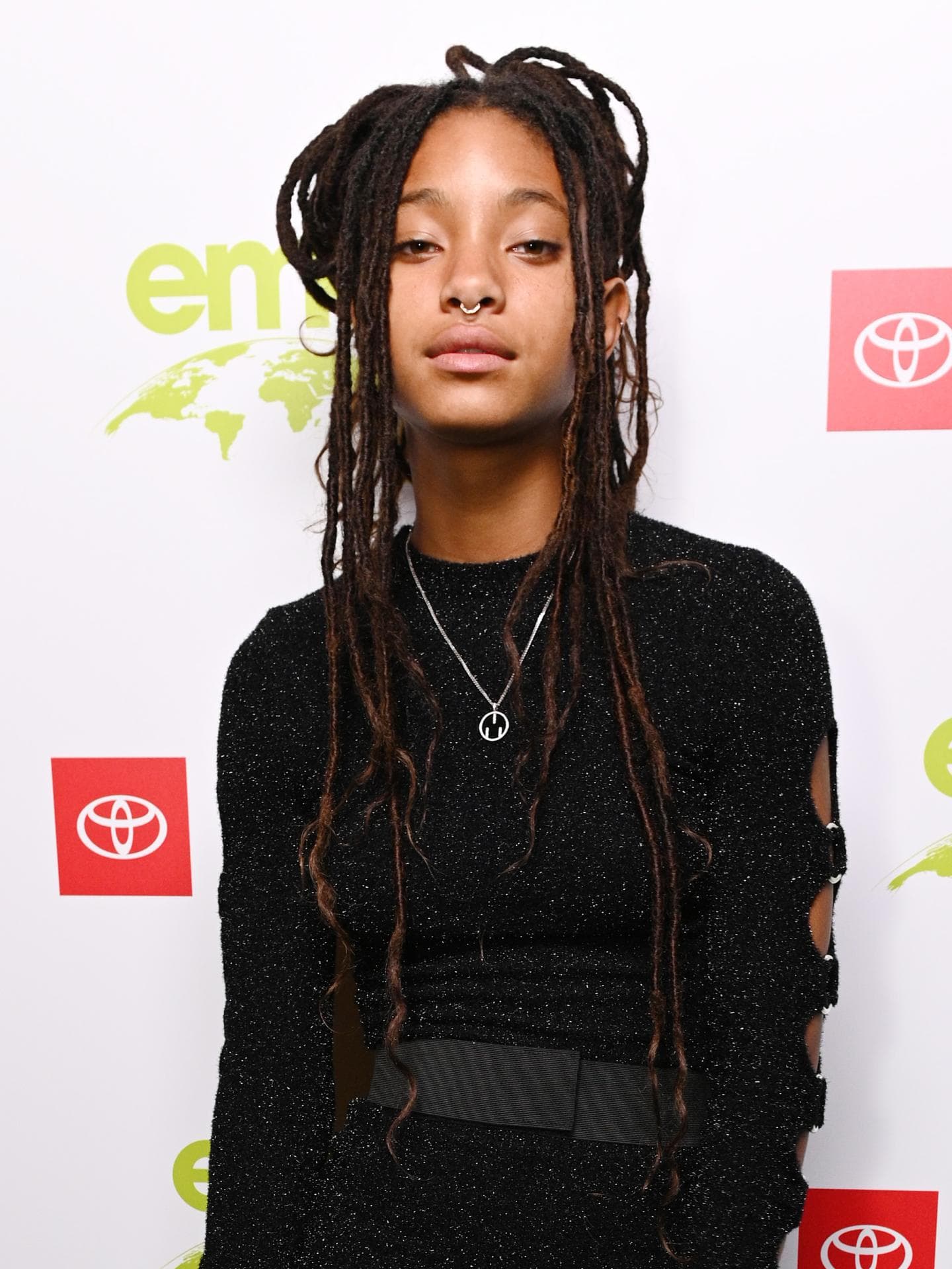 Willow Smith Septum Piercing