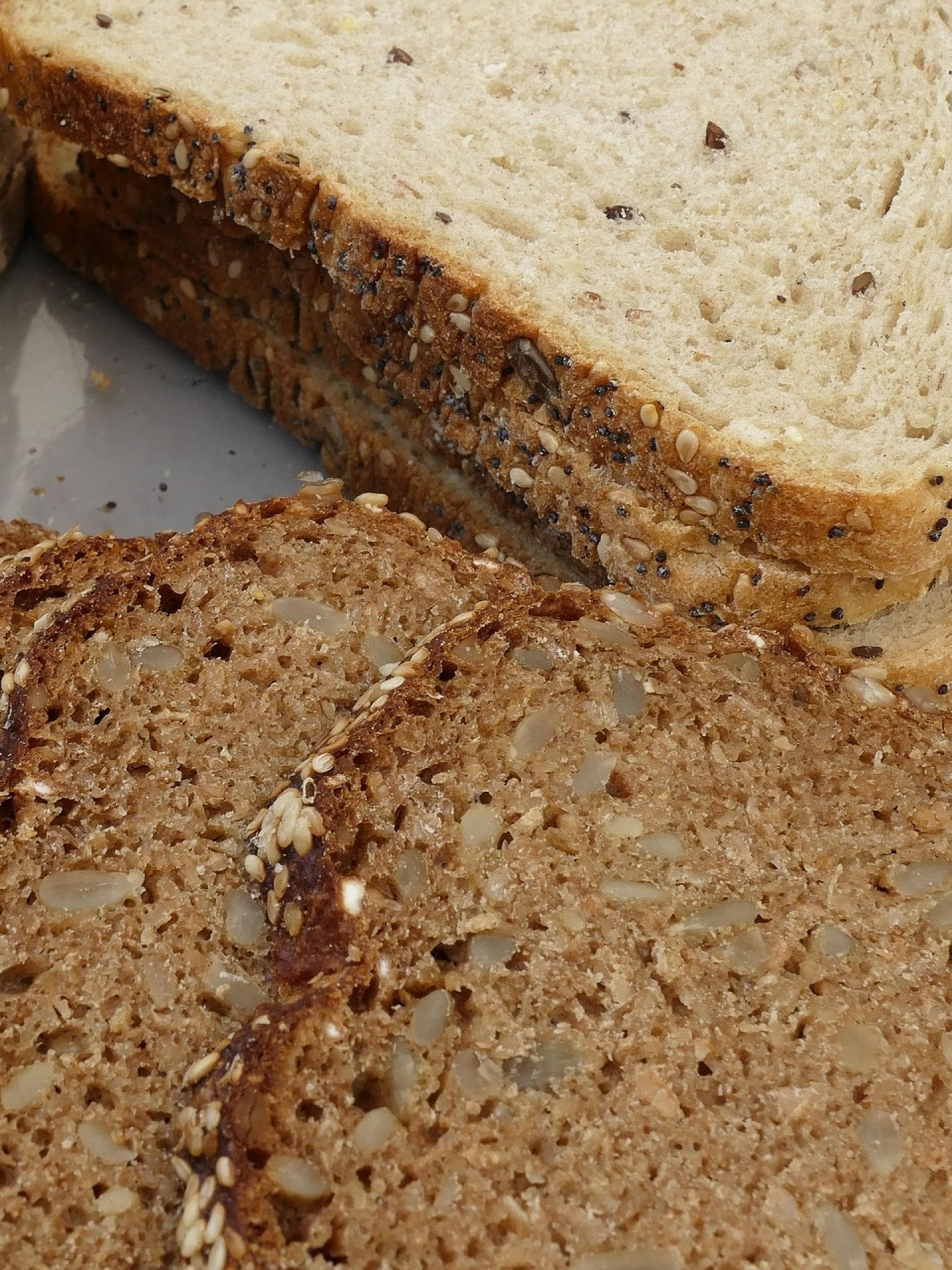 Vollkornbrot ist das perfekte Frühstück 