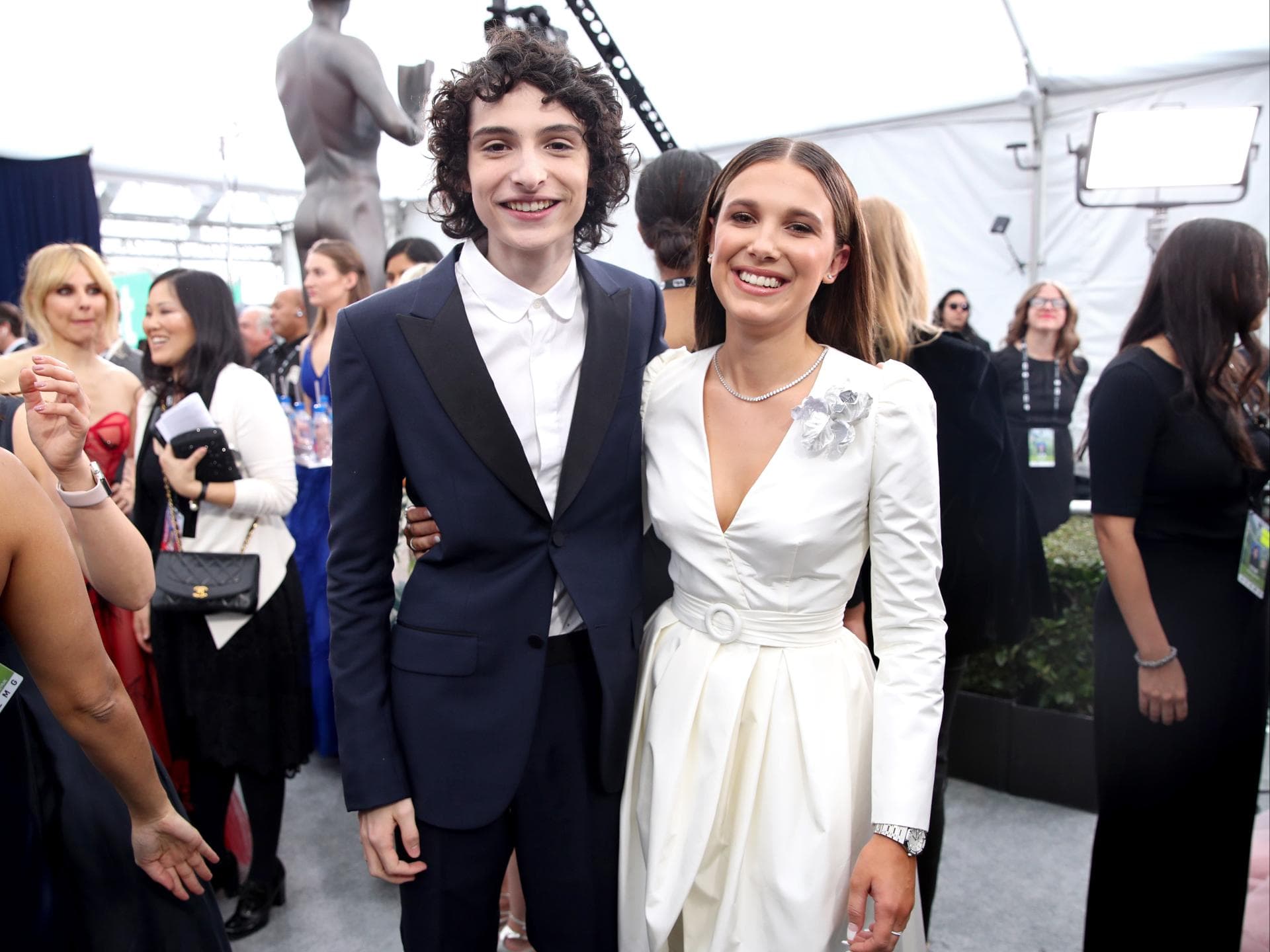Millie Bobbie Brown und Finn Wolfhard 
