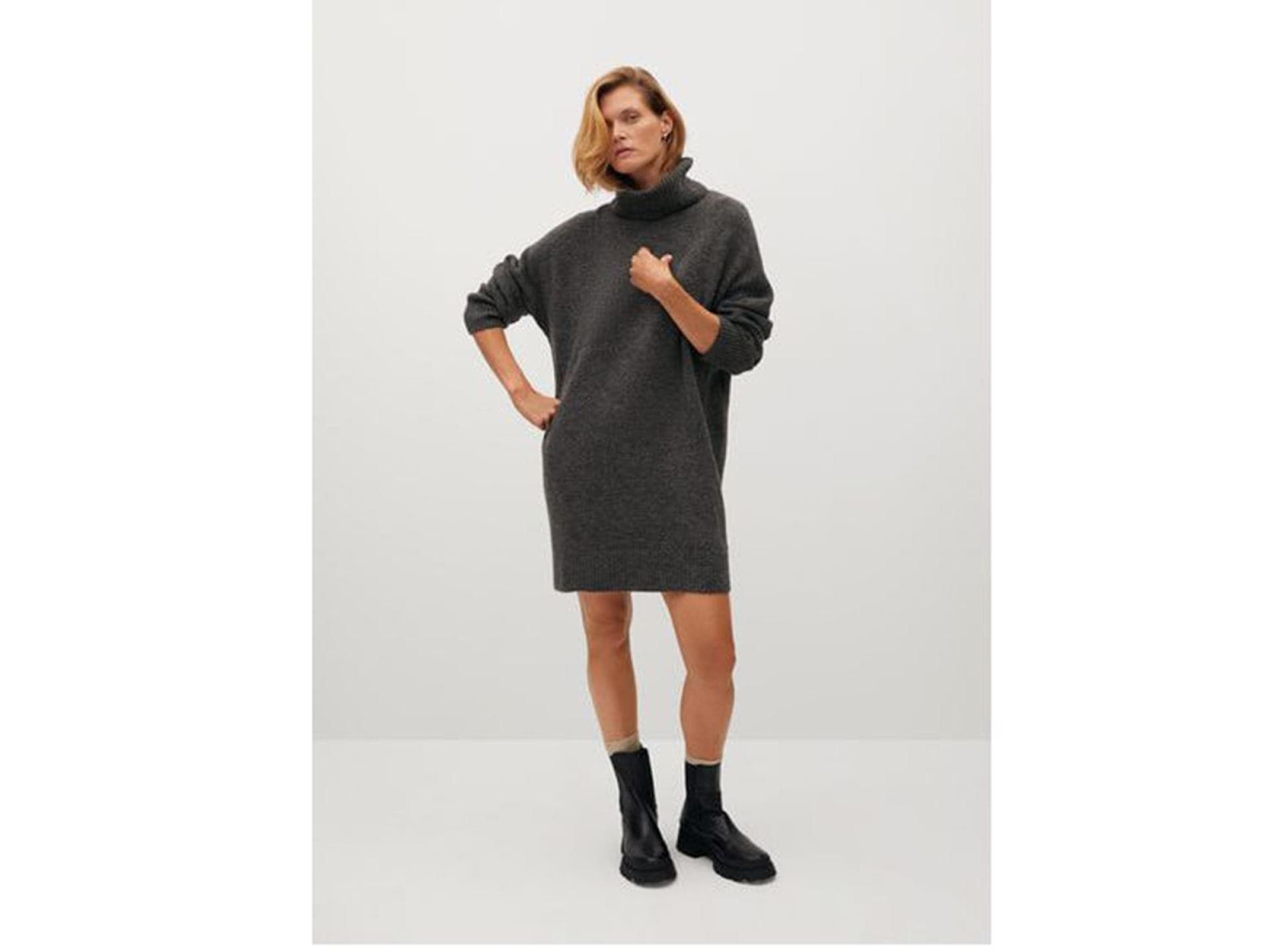 Graues Strickkleid mit Rollkragen