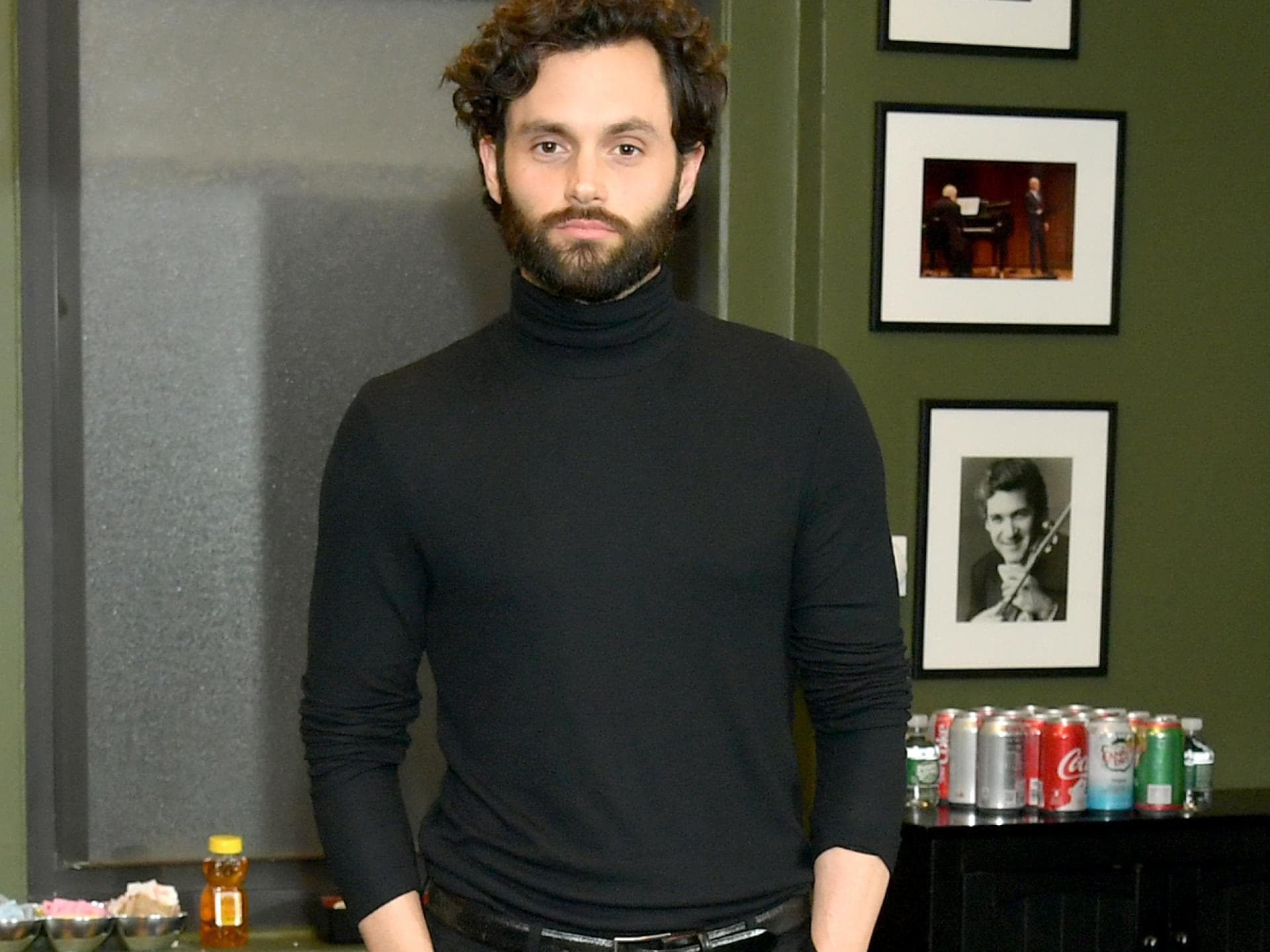 Penn Badgley YOU 3