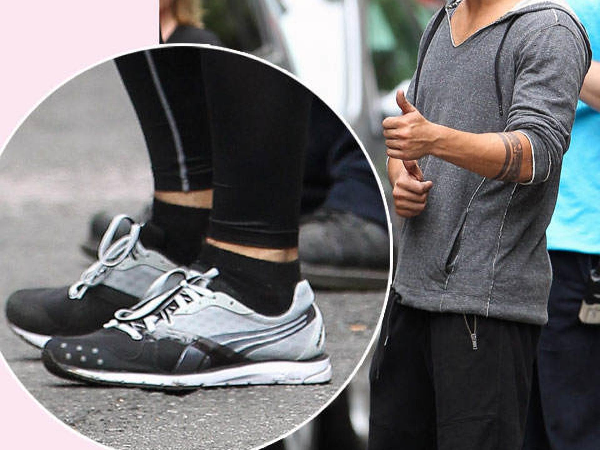 Taylor Lautner: Sneaker in Schwarz-Grau-Weiß Taylor Lautner: Sneaker in Schwarz-Grau-Weiß