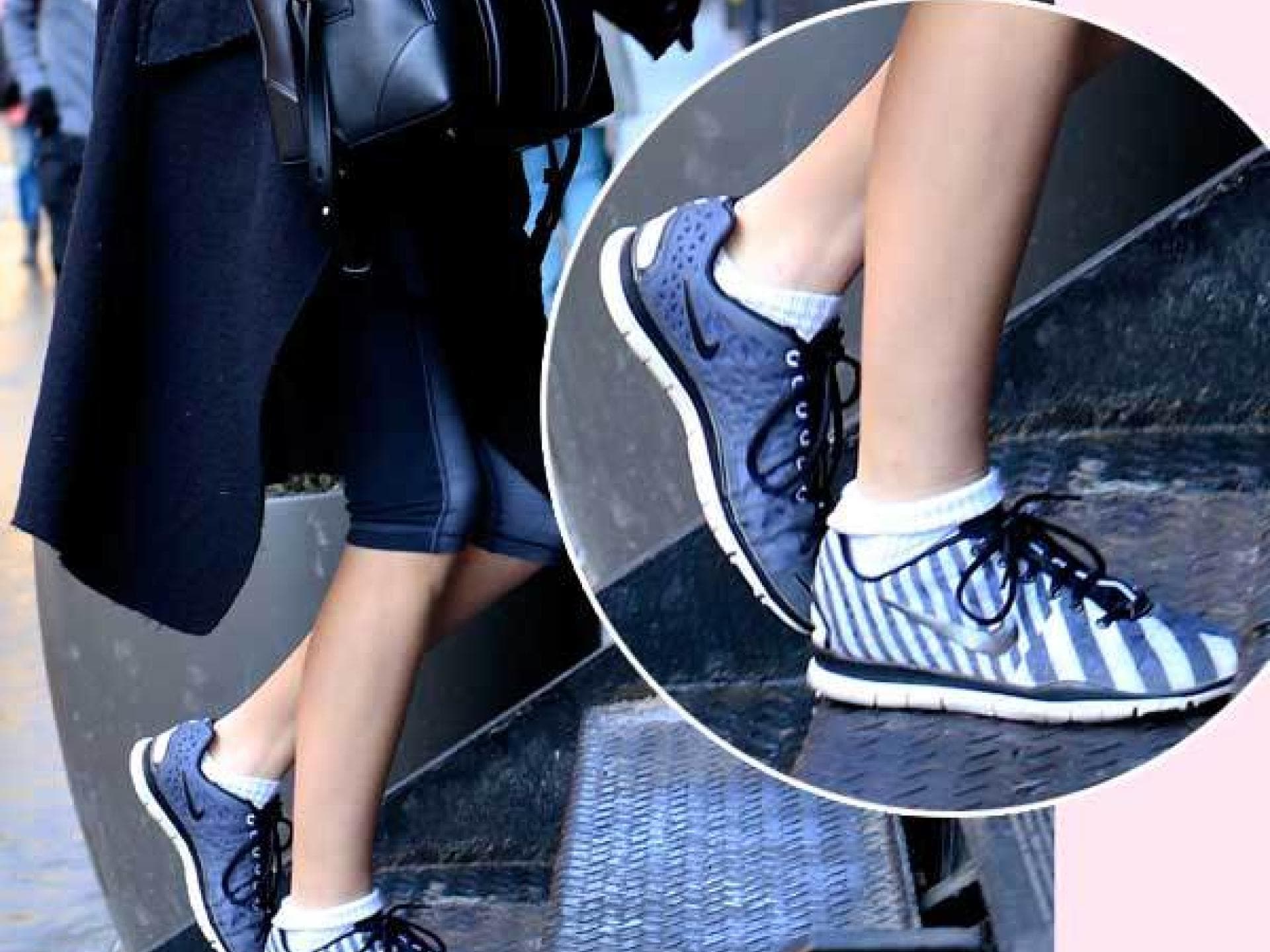 Kendall Jenner: Sneaker mit Streifen Kendall Jenner: Sneaker mit Streifen