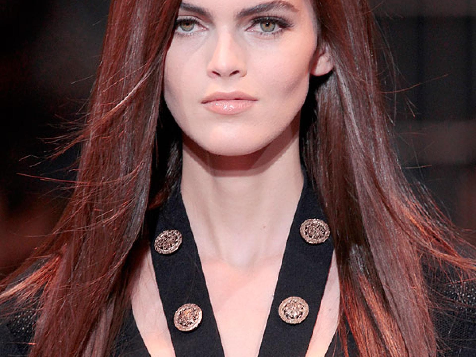 Sommerfrisuren für lange Haare