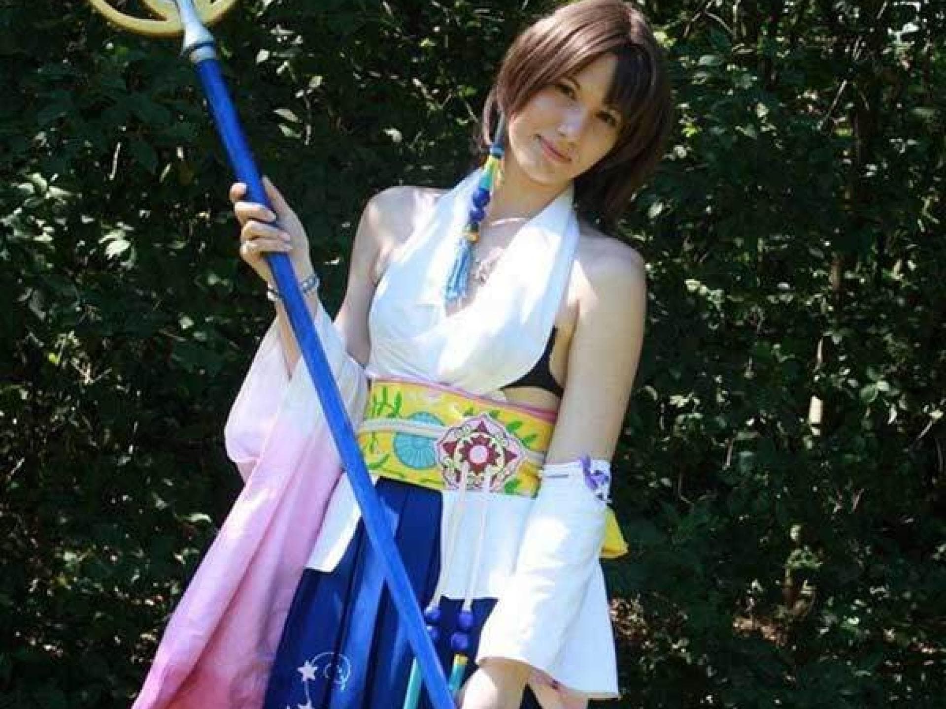 Yuna-Cosplay aus Final Fantasy X