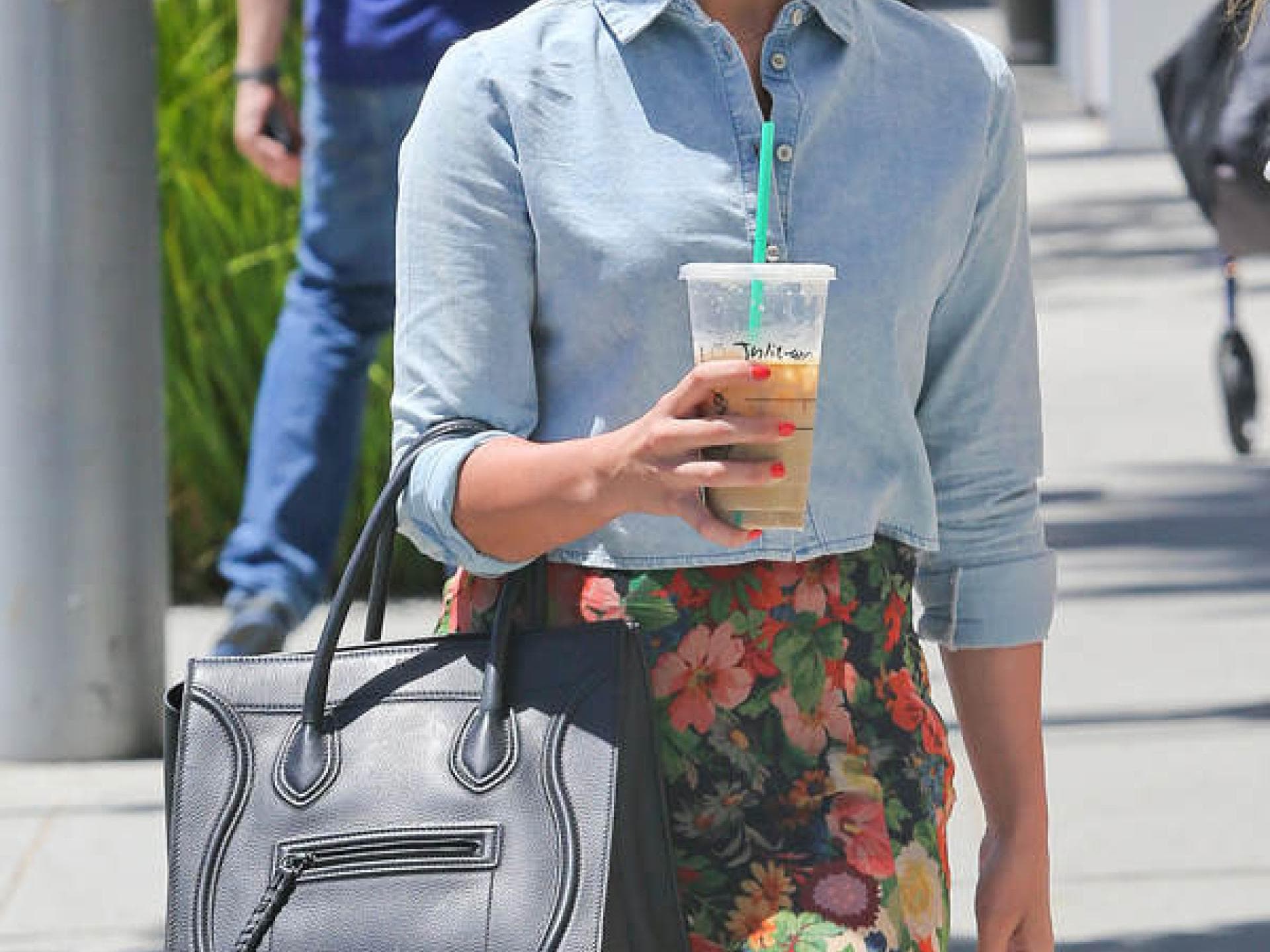 Julianne Hough: Rock von Topshop