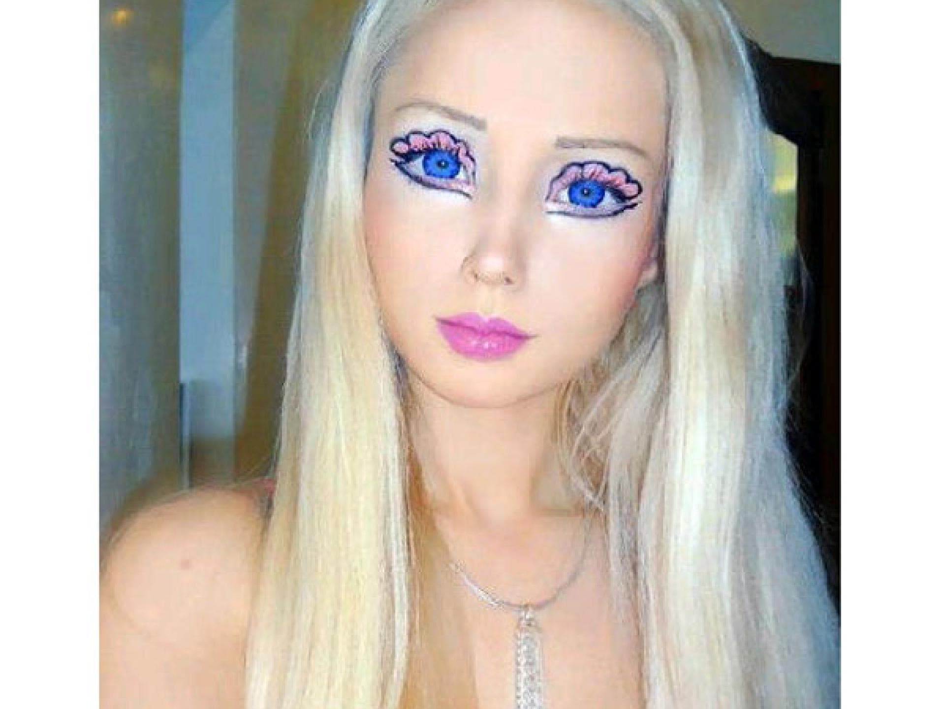Barbie Make-up von Valeriya Lukyanova Barbie Make-up von Valeriya Lukyanova