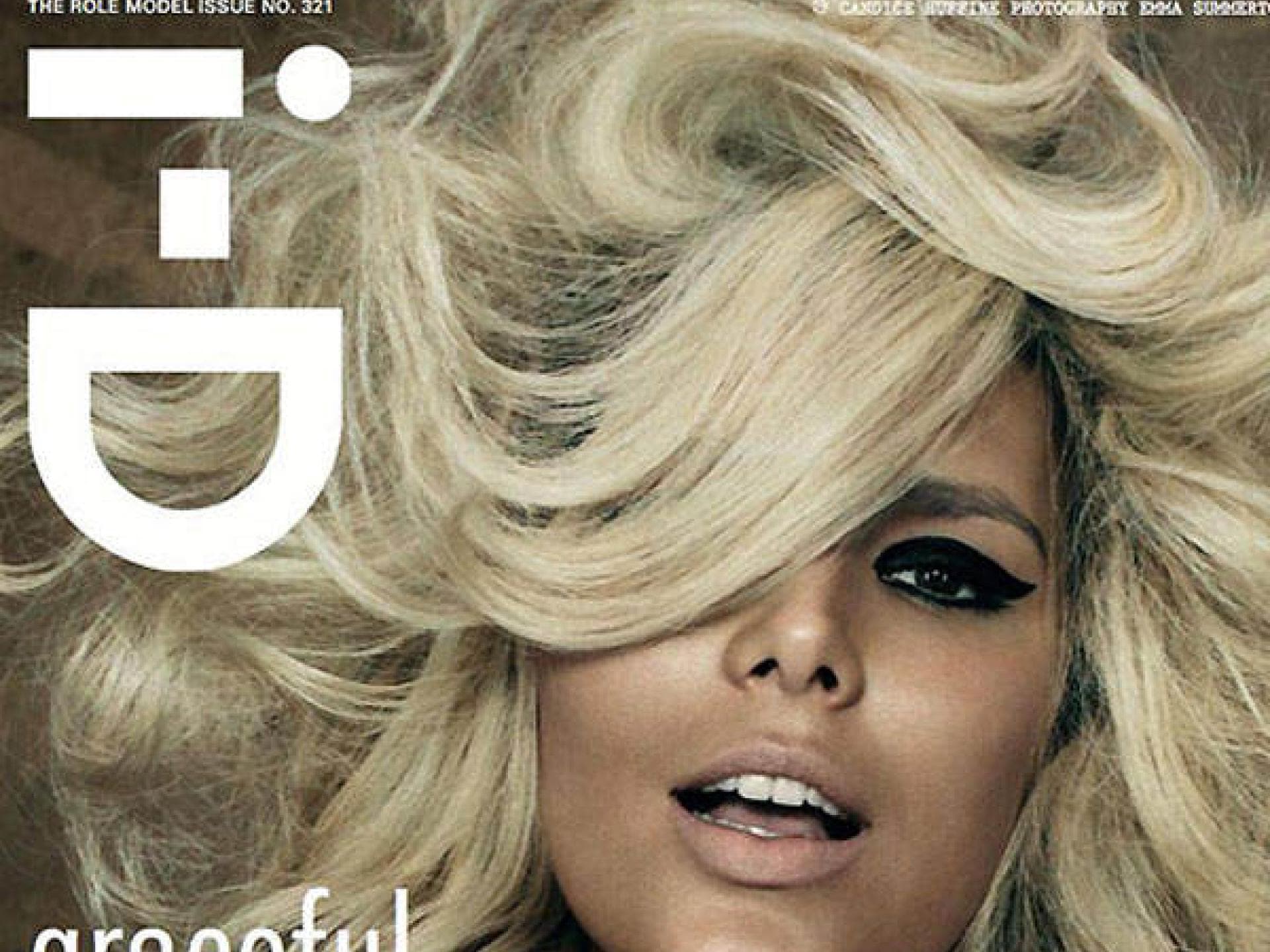 Candice Huffine auf dem i-D Magazine Cover