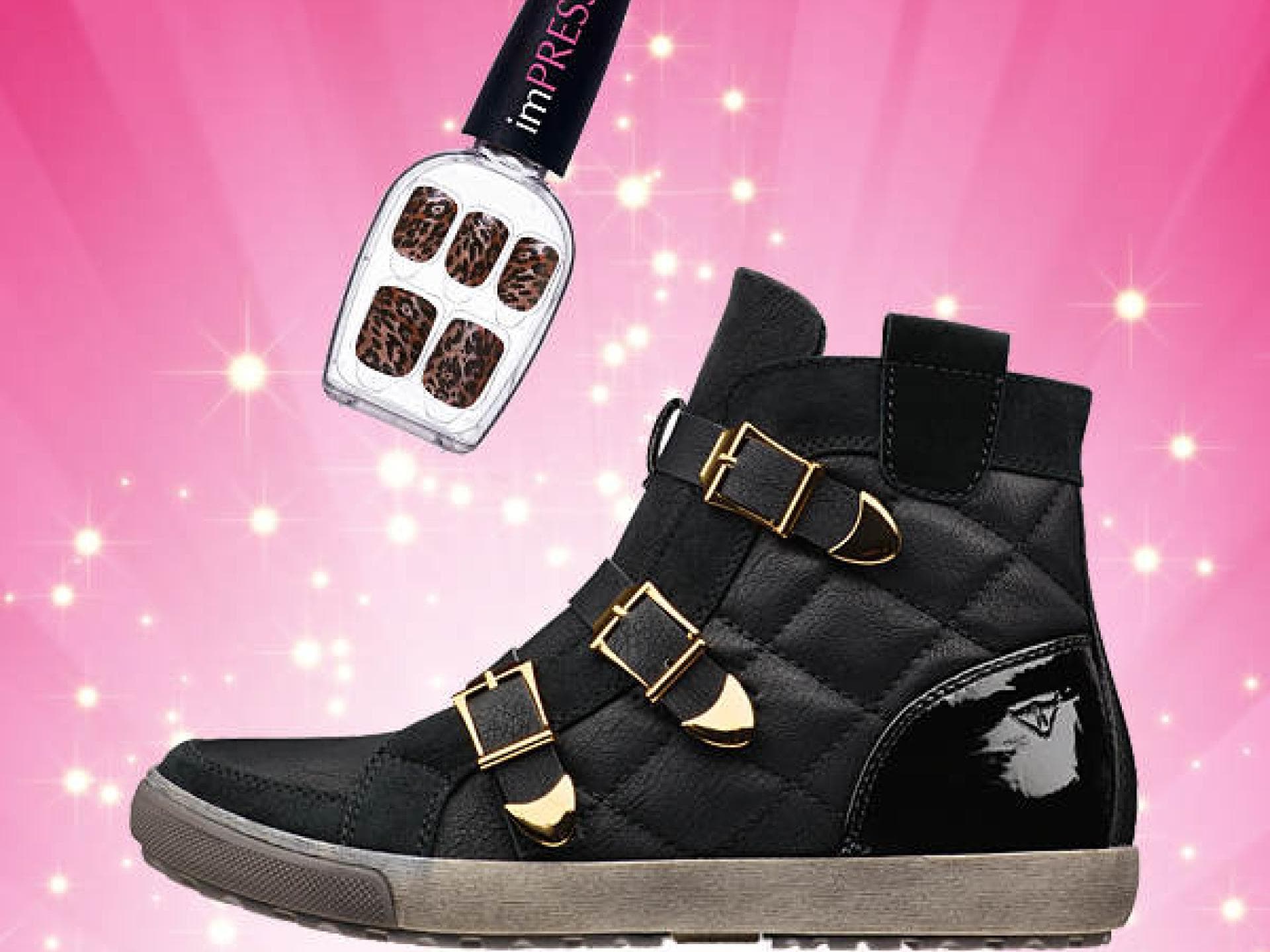 Sneaker von Tamaris plus imPRESS Nails