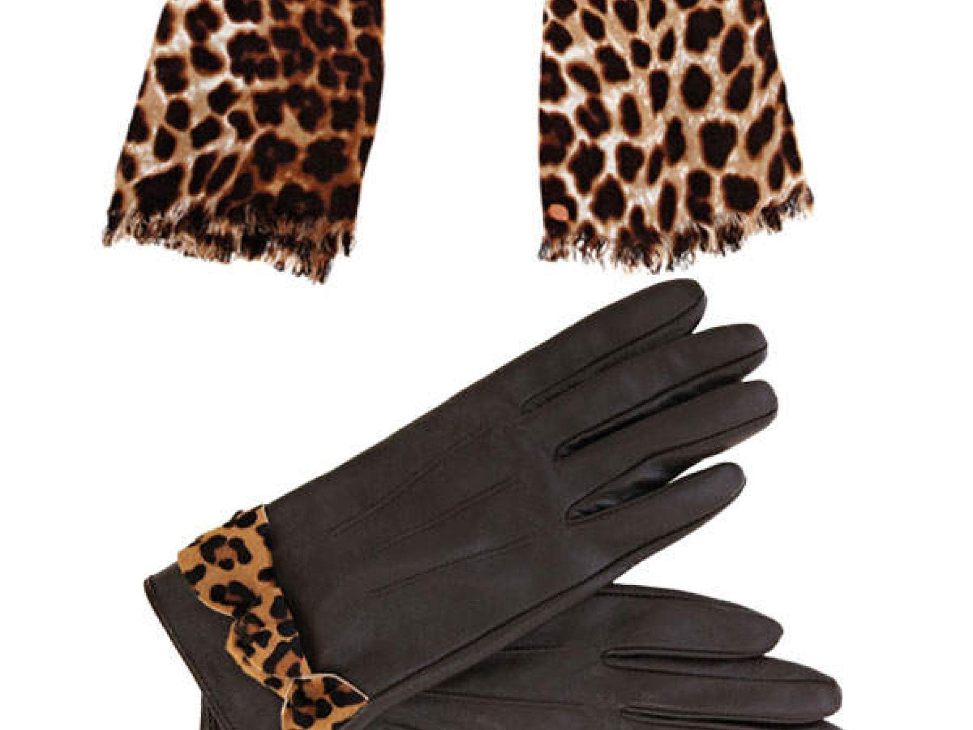 Schal und Handschuhe mit Leo-Muster