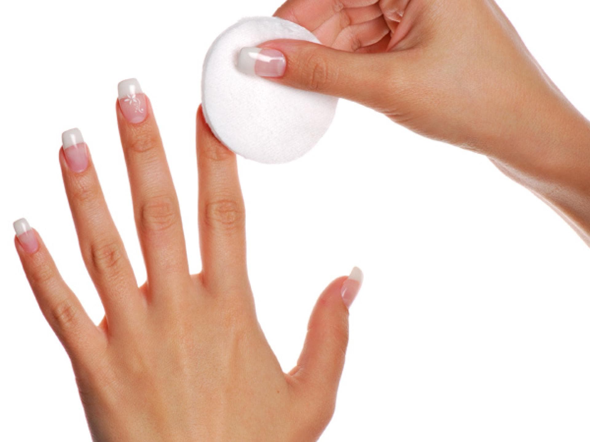 Gelnägel: Nagellack entfernen