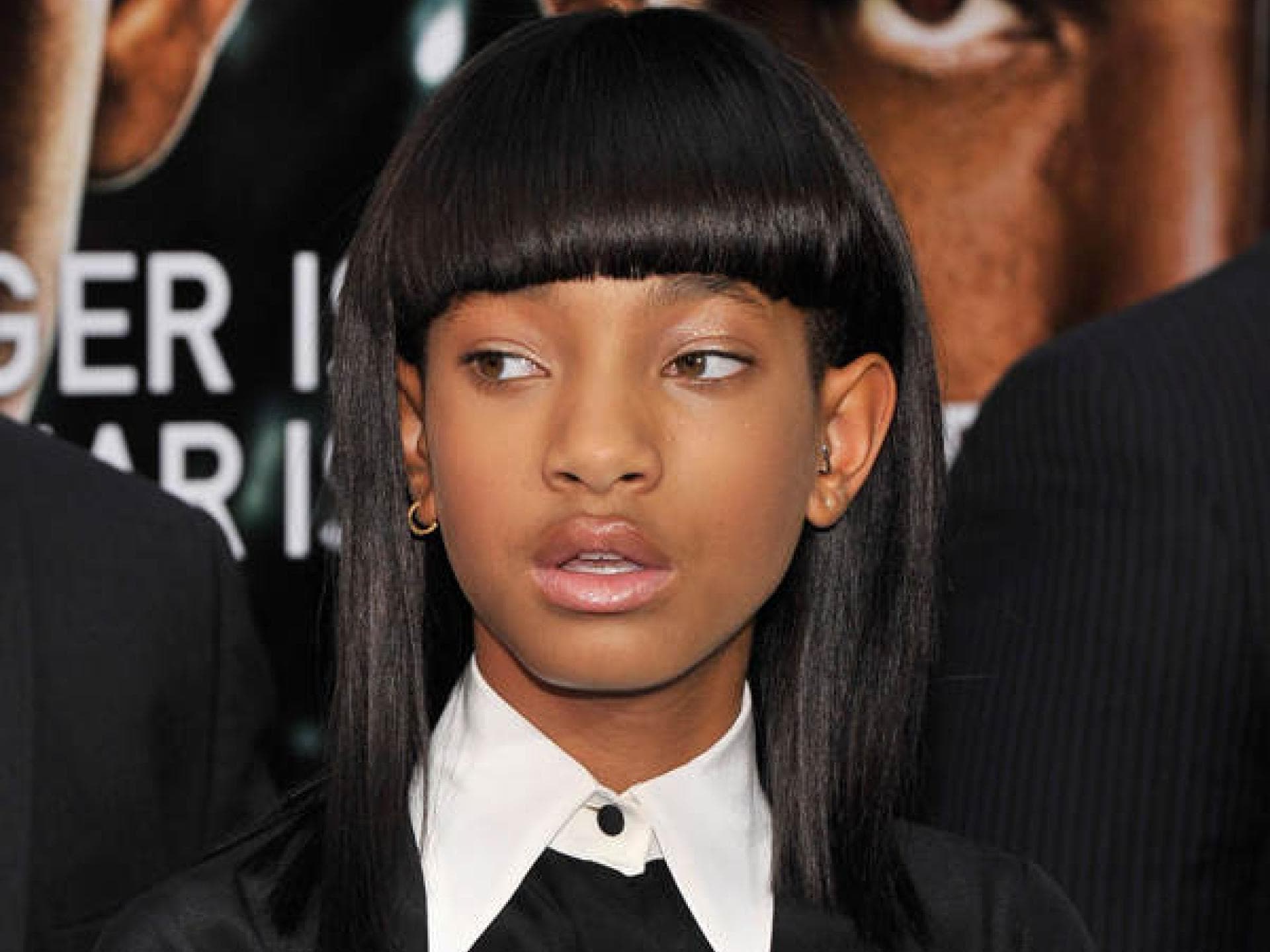 Willow Smith: Spitzer Kragen
