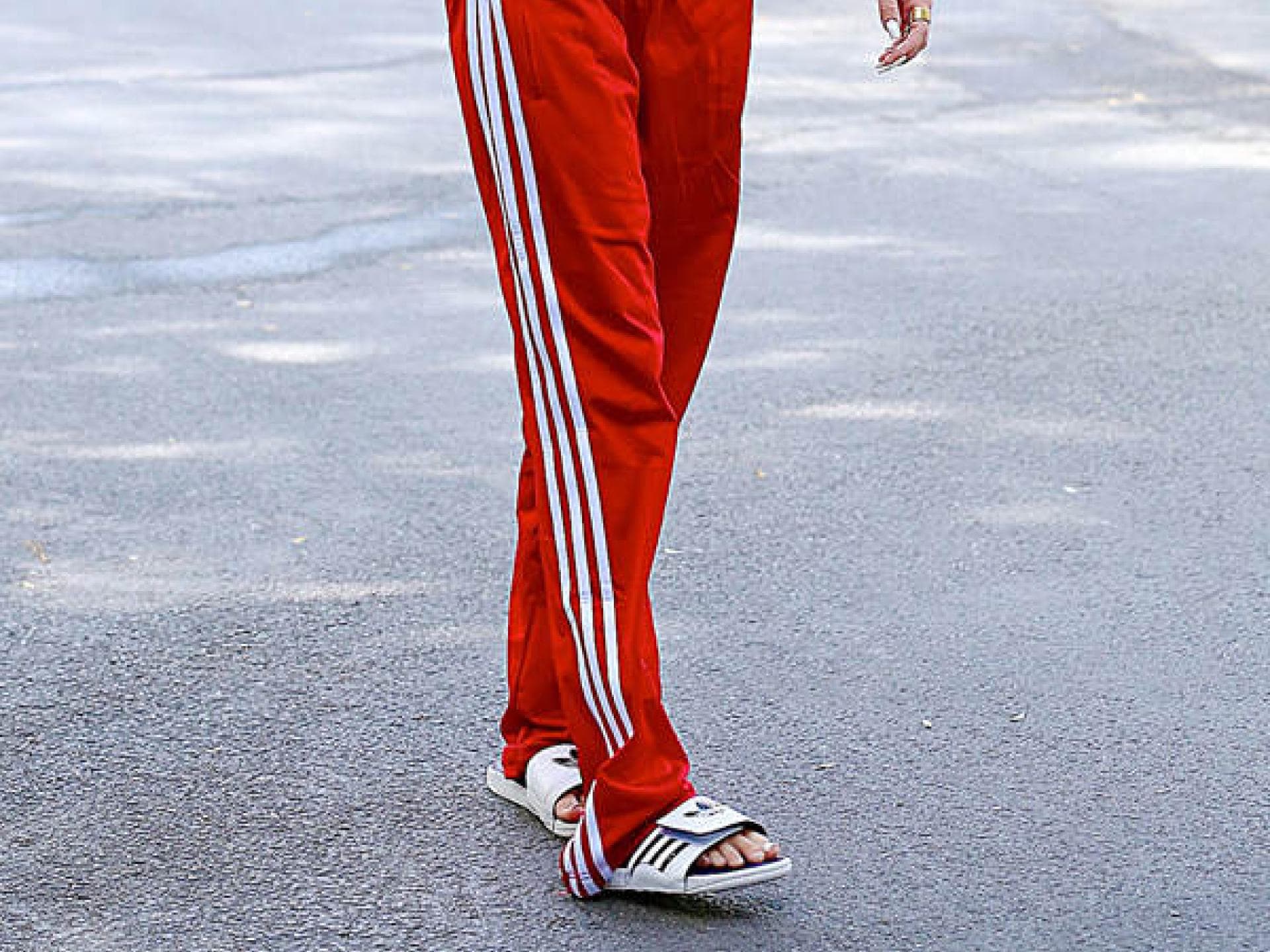 Miley Cyrus mit Jogging-Hose